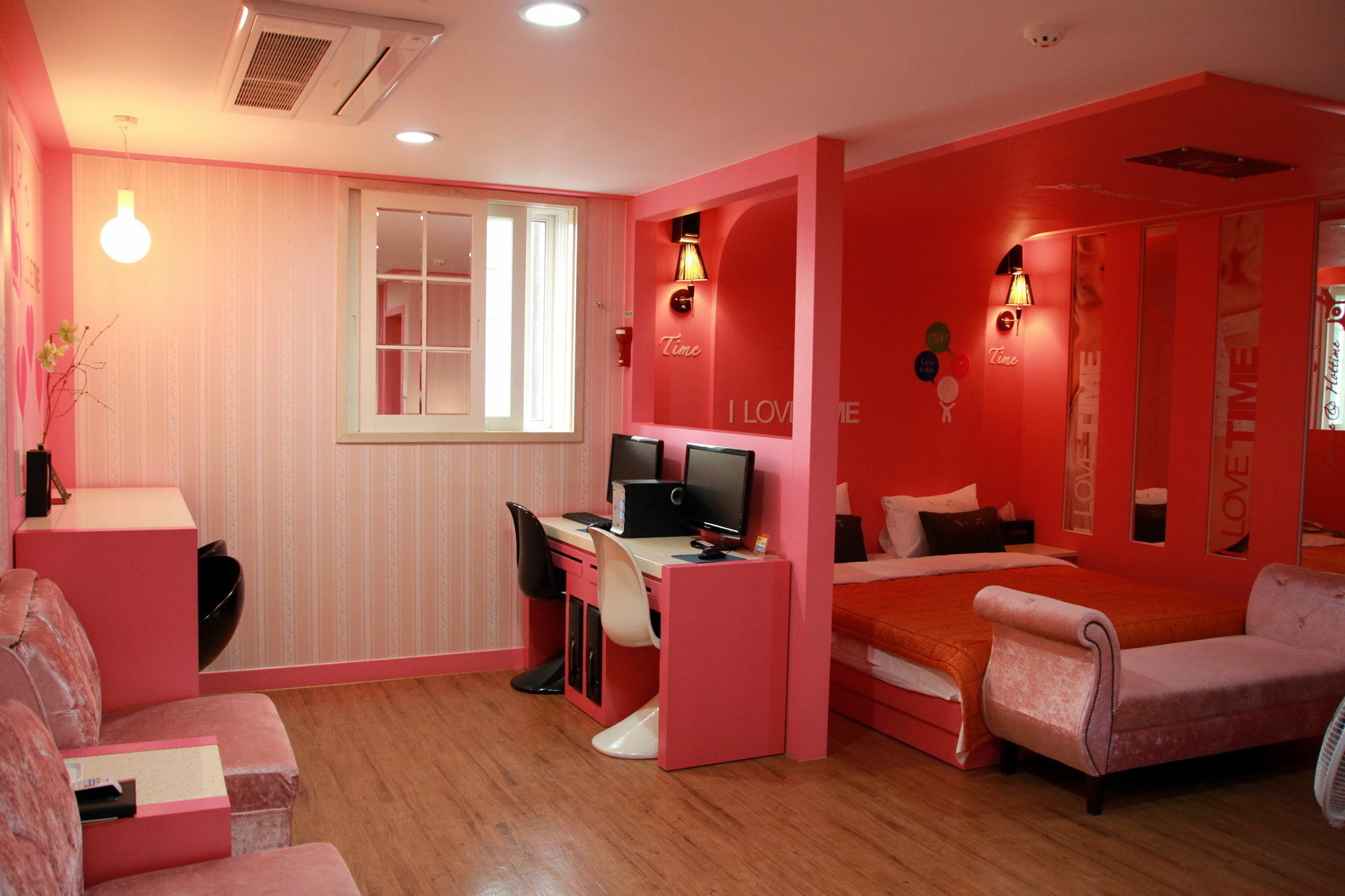 Time Motel Кёнджу Экстерьер фото