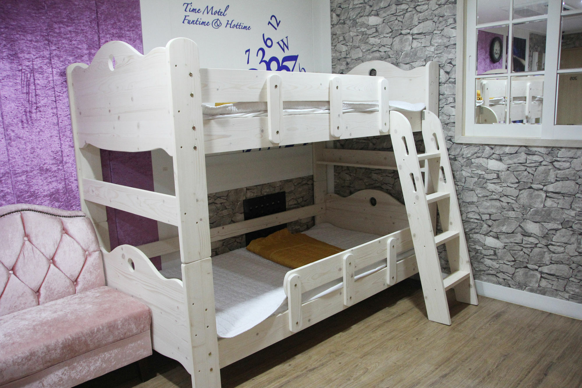 Time Motel Кёнджу Экстерьер фото